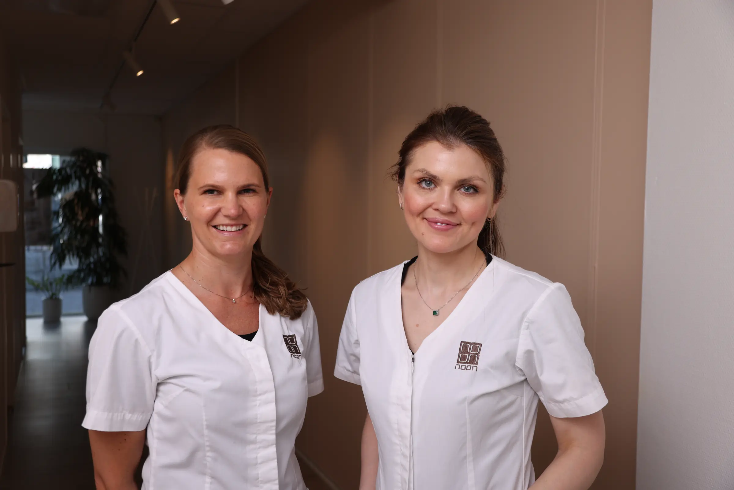 Line og Malin, sykepleiere hos MY SKIN Klinikk